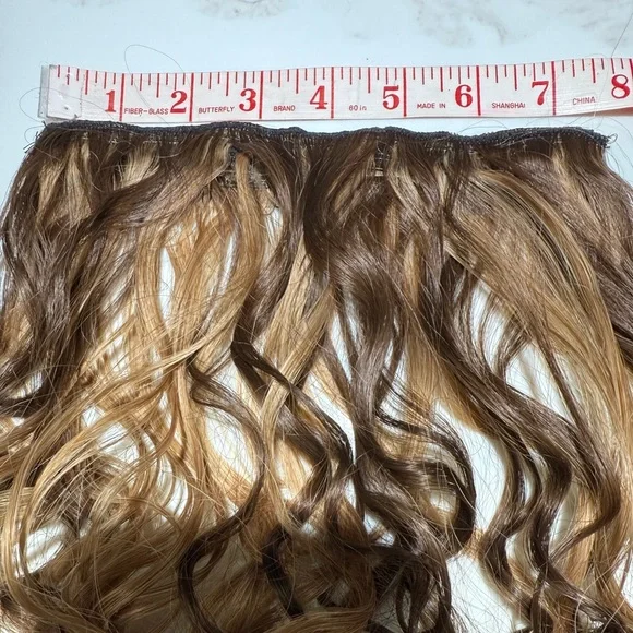 HAIR, Qty 4, 18” Curly Clip in Extensions, Brown/Carmel - Picture 5 of 12